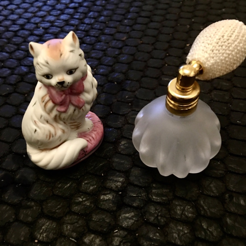 SALE! A Franklin Mint Kitty and New Perfume Atomizer!